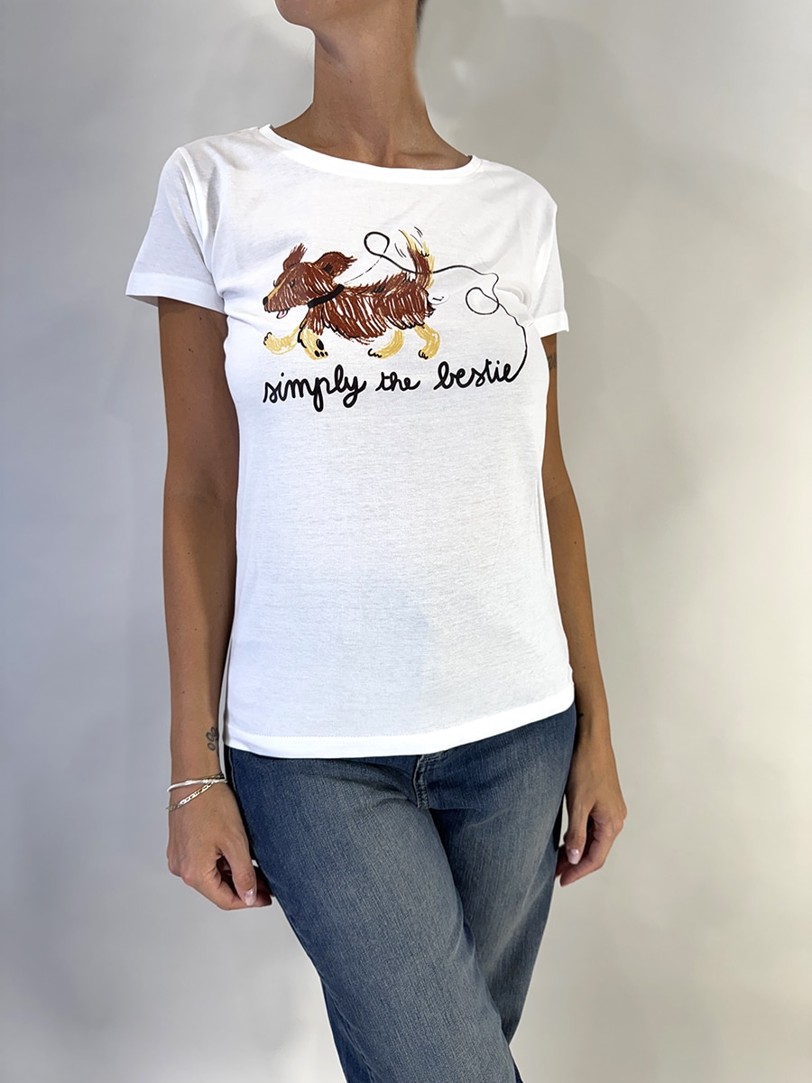 T-SHIRT CON SCRITTA " SIMPLY THE BESTIE "