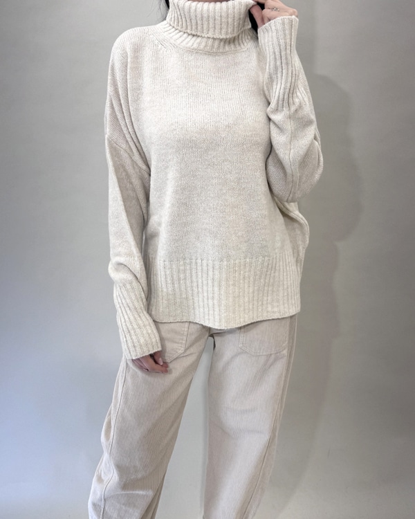 PULL COLLO ALTO ART. W5HMJ87A373MT- MOTEL - PANNA