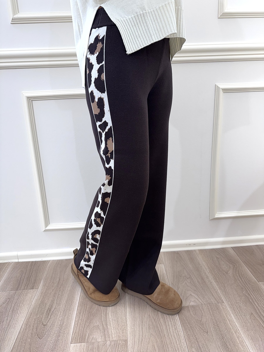 PANTALONE IN MAGLIA CON BANDA ANIMALIER ART. W5HMP03A418 - MOTEL - MORO
