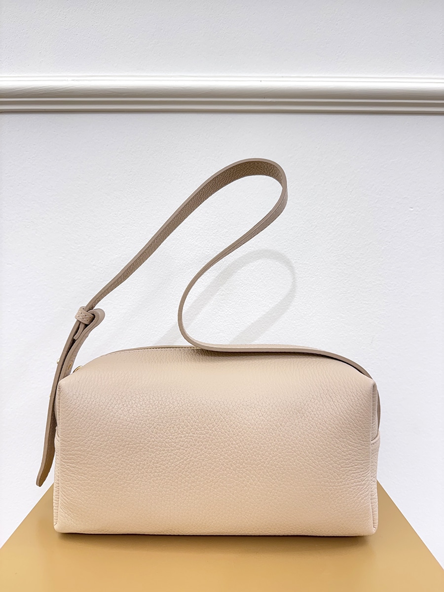 BORSA A SPALLA IN PELLE ART. 4824