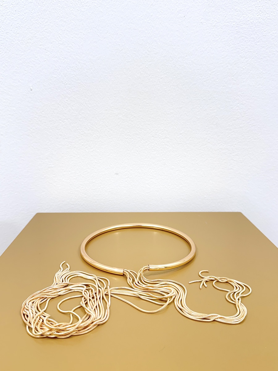 COLLANA RIGIDA CON FILI METALLICI ART. 4562