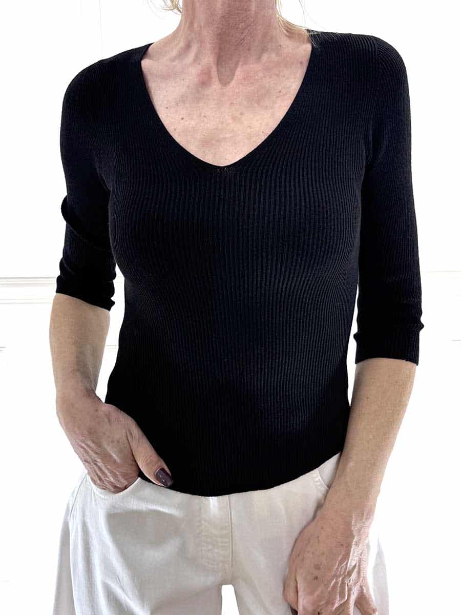 MAGLIA COSTINE SCOLLO V ART. 4439-PE26 - TENSIONE IN - NERO