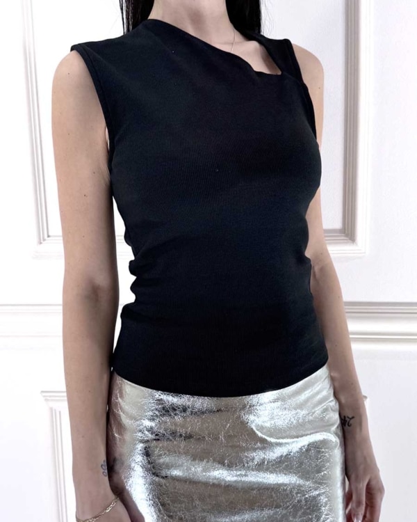 TOP ASSIMMETRICO A COSTINE ART. SSMOT0008-MOTEL - NERO