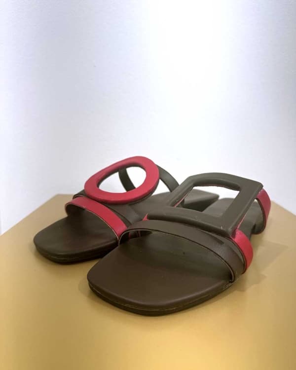 CIABATTA GEOMETRICA ART. E095 - ROSSO/MORO  - DIVINE FOLLIE - 40