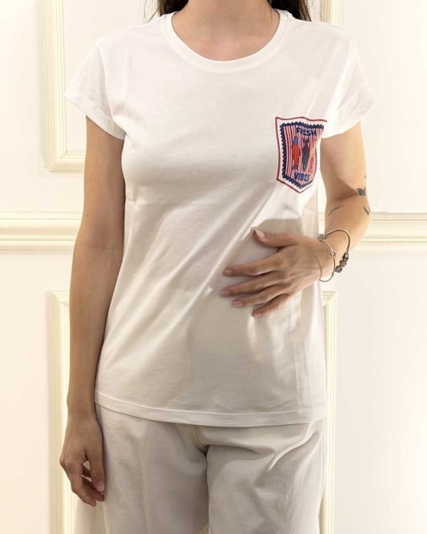 T-SHIRT CON STAMPA LATERALE ART. RAB1089 -VICOLO