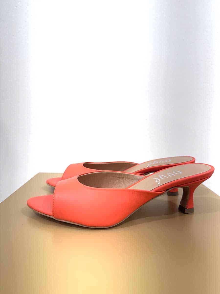 MULES IN PELLE ART. AT270 - OVYÈ - 40