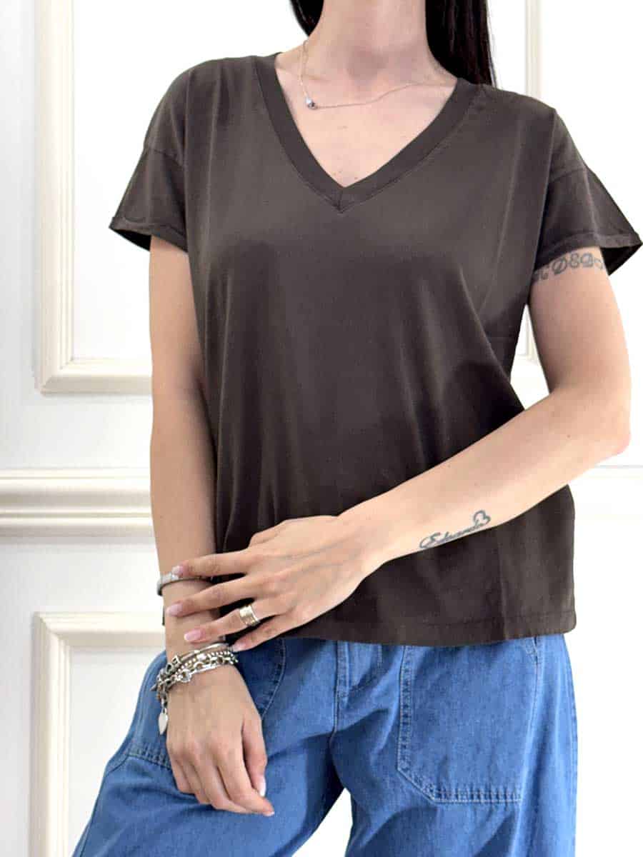 T-SHIRT OVER SCOLLO A V ART. M5111-28-SW/BAS - MORO